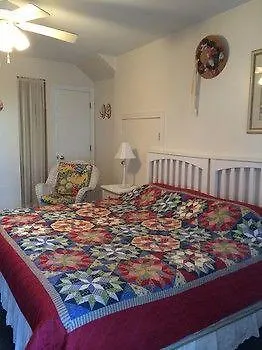 ** Inn Angie'S Guest Cottage Virginia Beach United States
