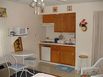 Angie'S Guest Cottage Virginia Beach